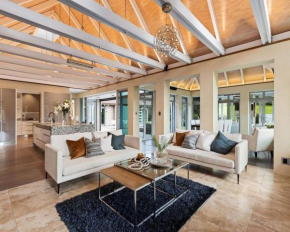5 bedroom luxury House